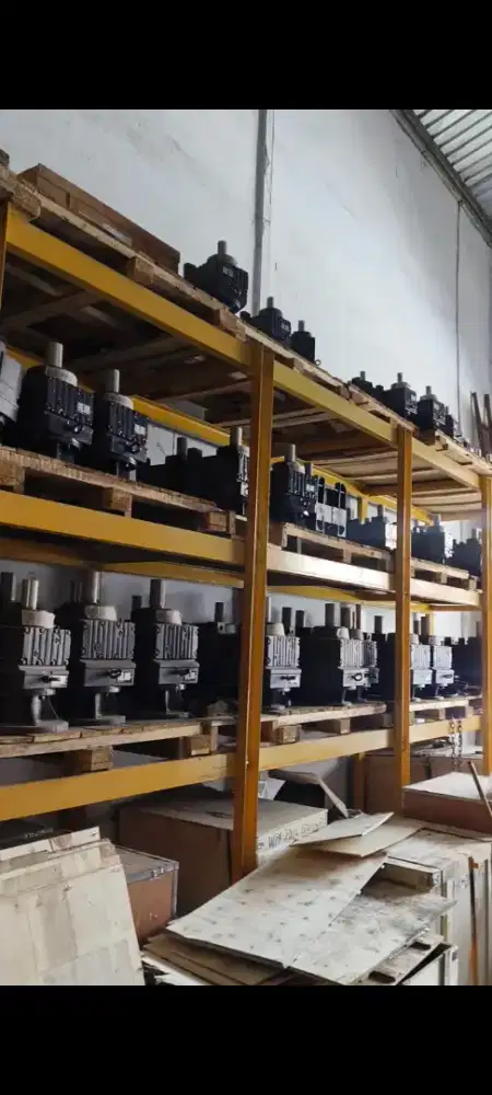 Nuzzle, kipas dinamo, sprocket dan conveyer