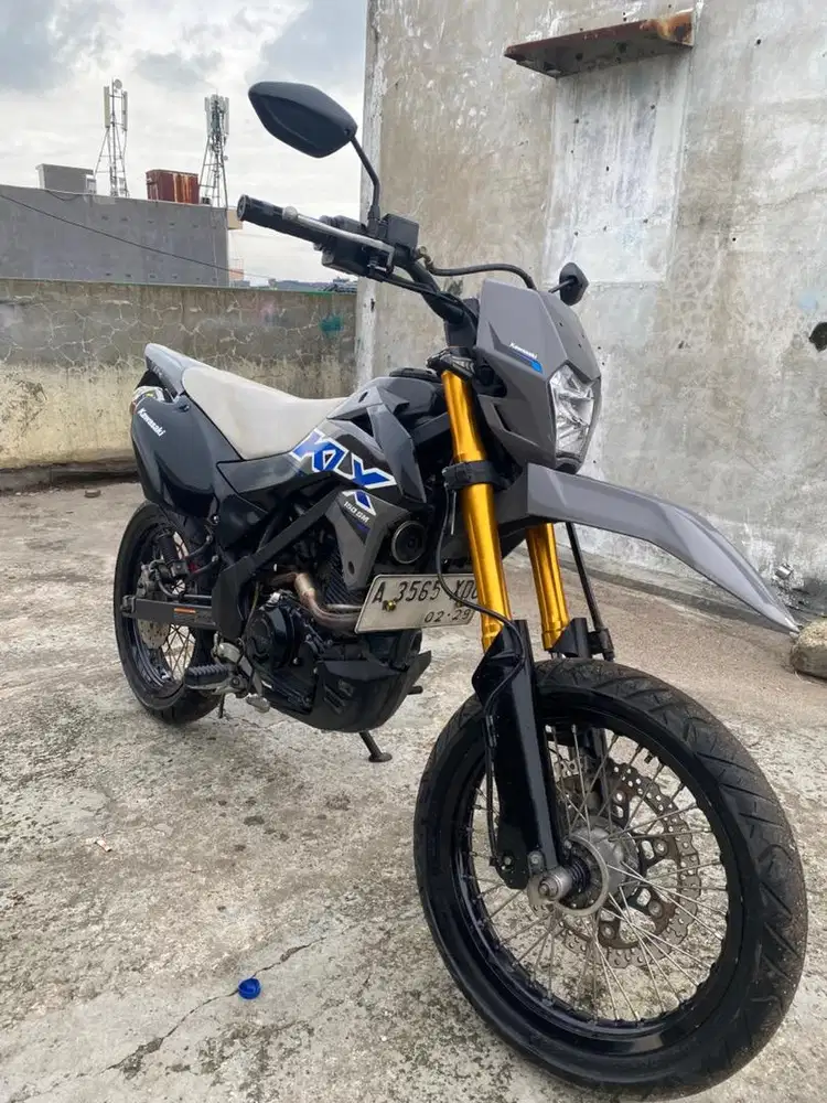 KLX 150 SM SE 2023