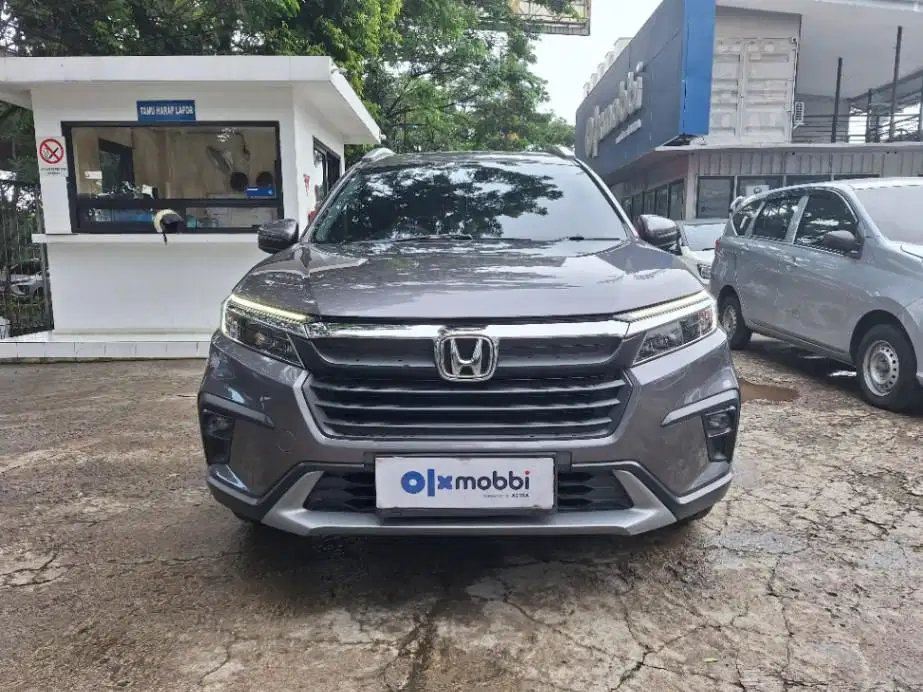 [OLXmobbi] LOW DP Honda BR-V 1.5 E Bensin-AT 2022 AJX