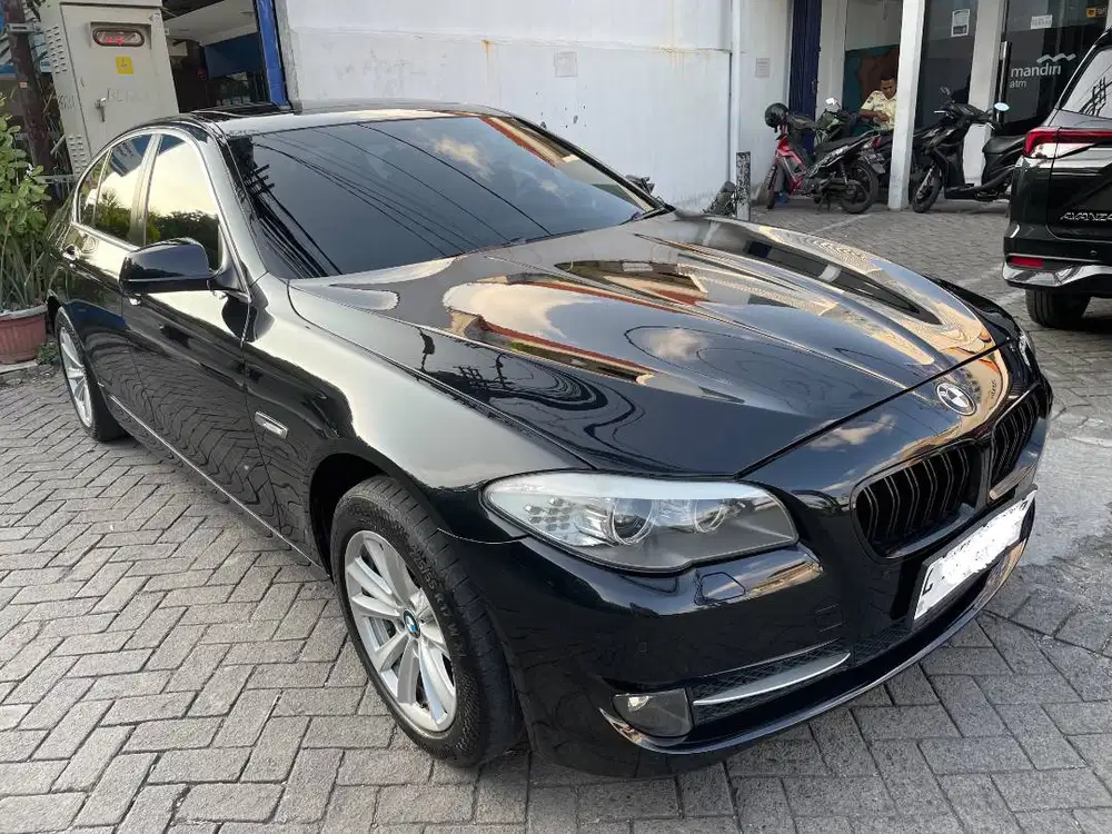 BMW 523i F10 Tahun 2010