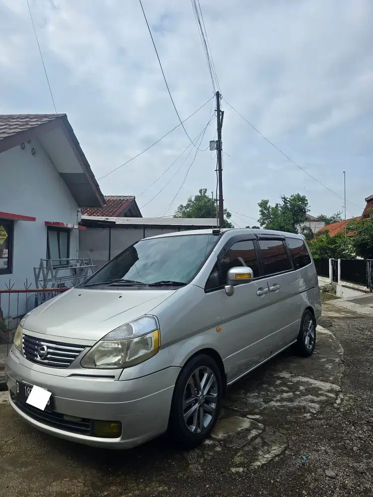 Nissan Serena 2009 Bensin