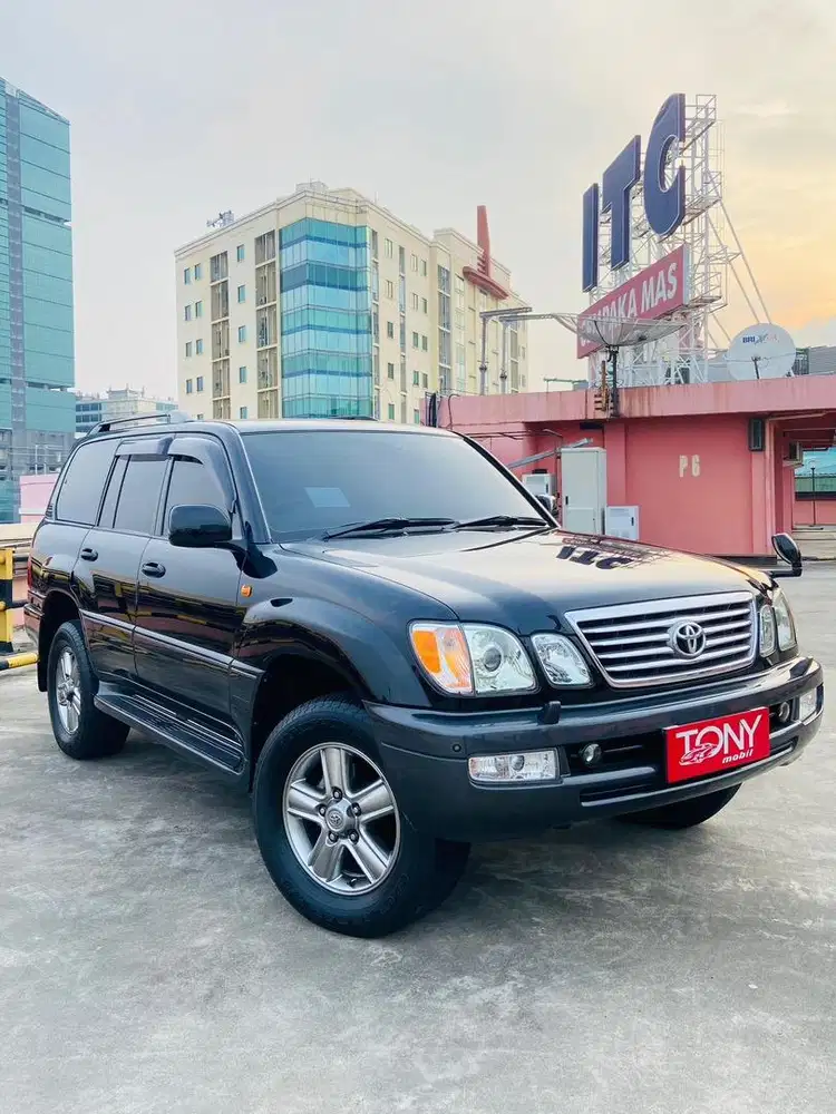 #Tony Mobil# Toyota Land Cruiser Cygnus 4.7L AT 2004 Bensin Hitam