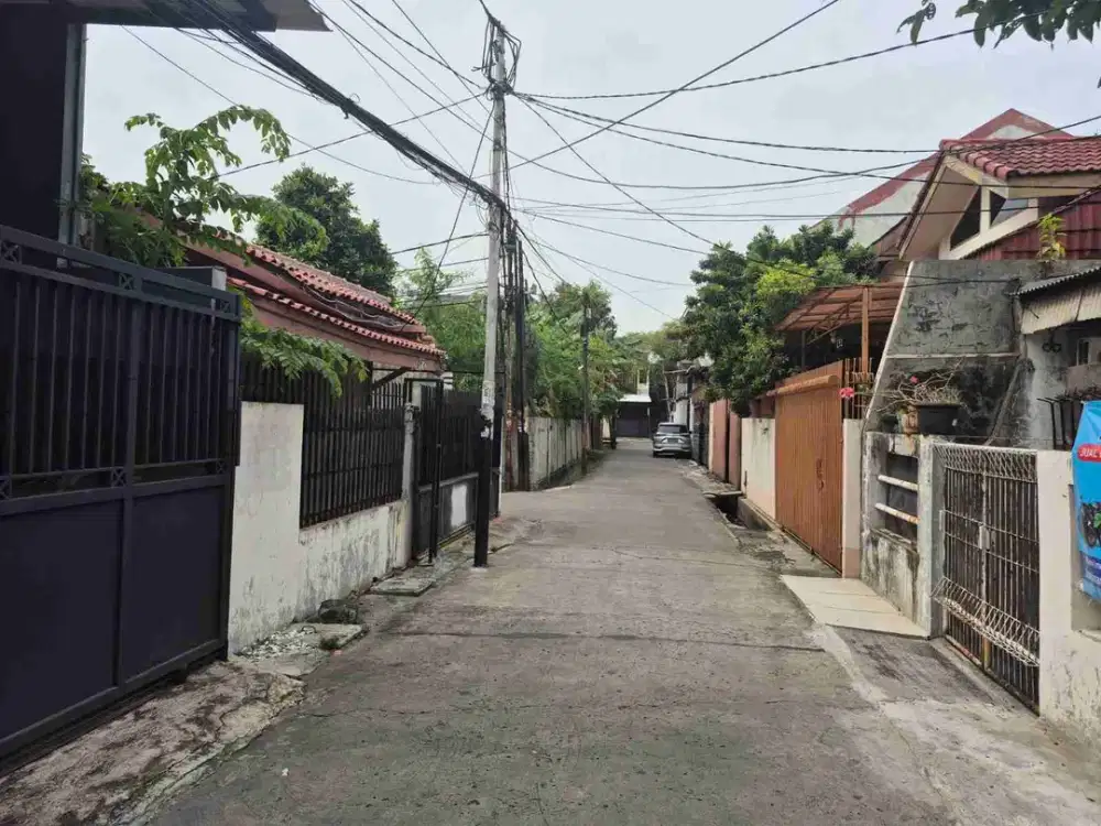 Dijual Rumah cocok untuk koskosan Lokasi strategis, jalan asem duri kepa, kec kebon jeruk