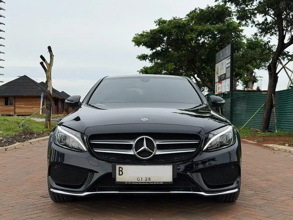(CASH) Mercedes Benz C200 AMG 2018 Black