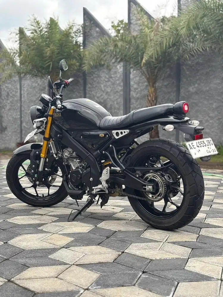 Yamaha XSR 155 VVa thn 2025 Hitam Doff Odo 11rb Koko Motor
