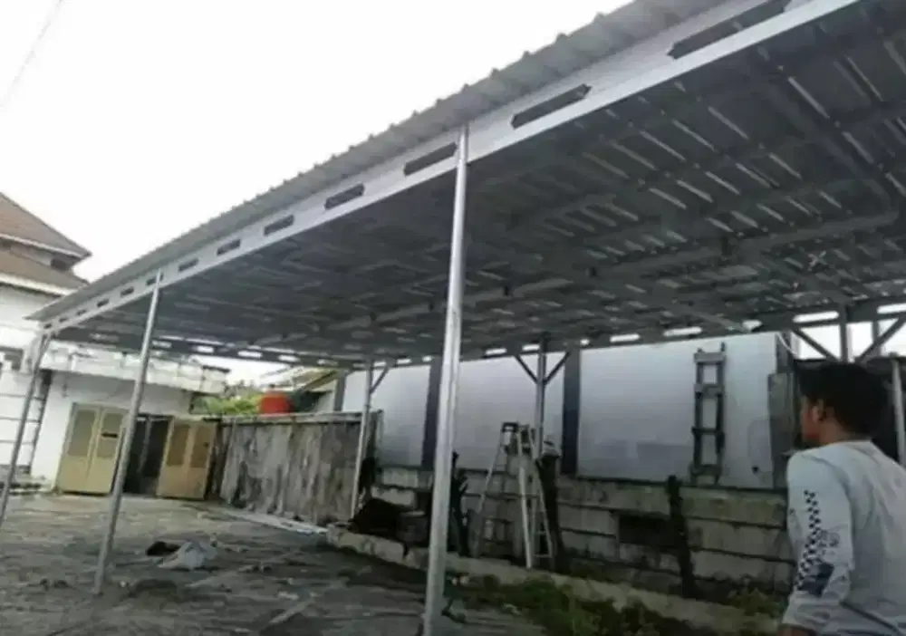 Pasang parkiran mobil baja ringan