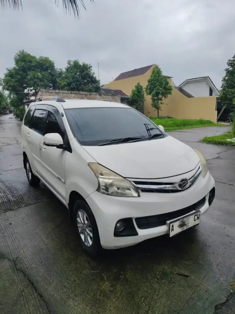 Daihatsu Xenia 2013  R Deluxe 1.3