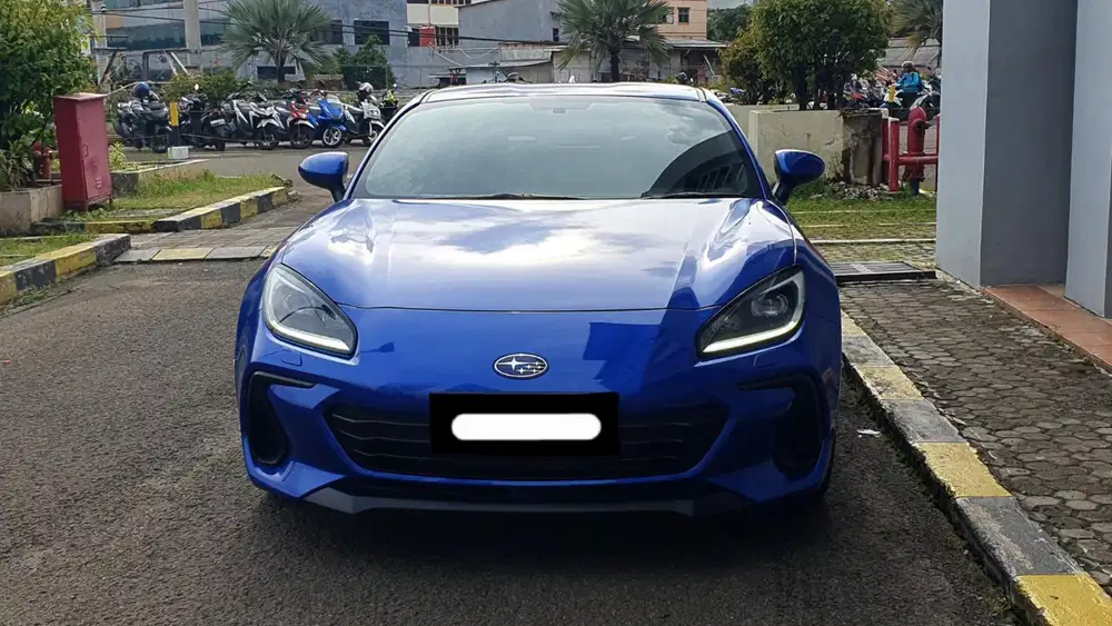 Km8rb subaru brz matic 2022 biru