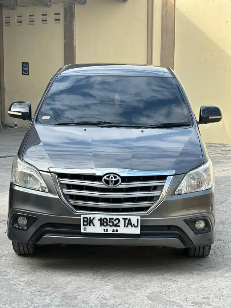 Toyota innova 2.5 G at matic airbag 2013