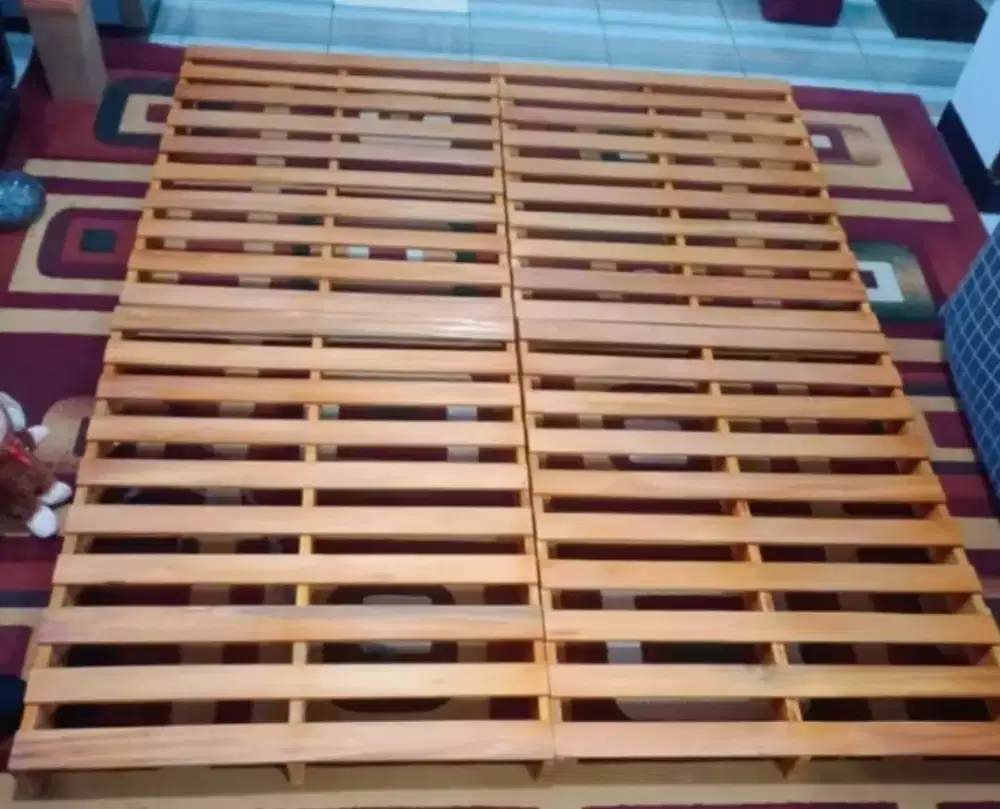 Dipan / Tatakan Kasur