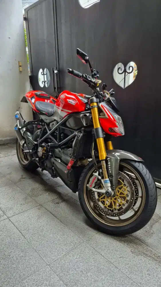 Ducati streetfighter 1098s 2012 asesoris