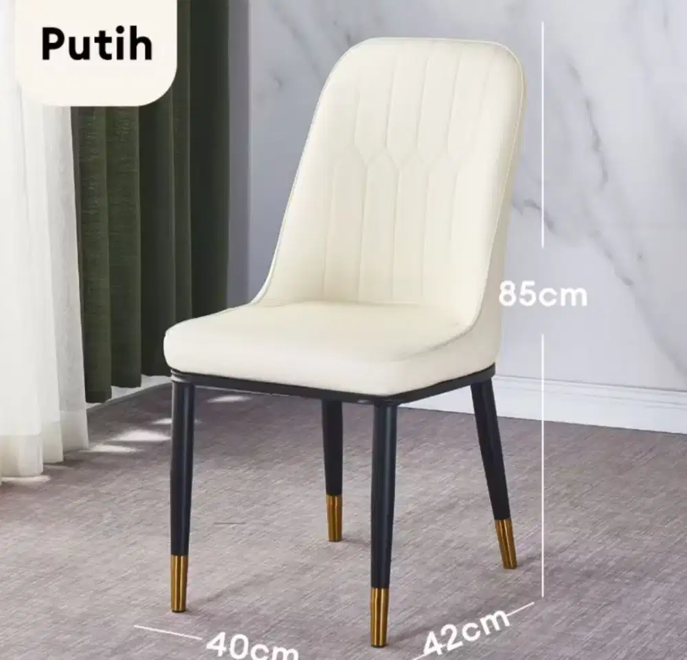 Jual meja dan kursi masih baru belum di pakai