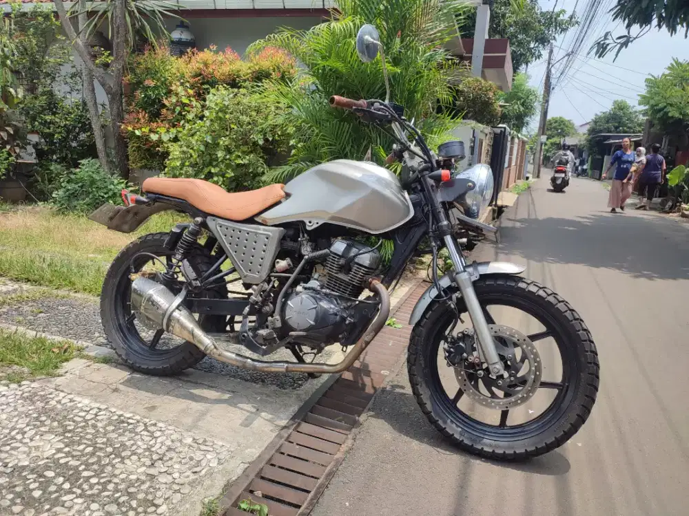 MOTOR CUSTOM VERZA 2014 SS LENGKAP