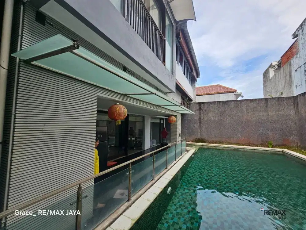 Rumah Mewah dan Cantik Dijual, di Renon, Denpasar Selatan Area