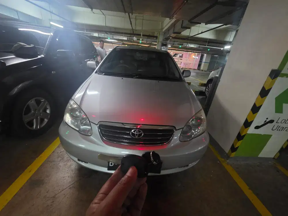 Toyota Corolla Altis 2004 Bensin