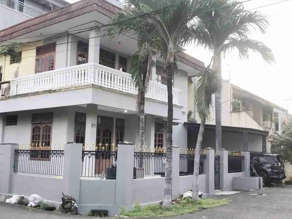 Disewakan Rumah di Rawamangun 4 KT