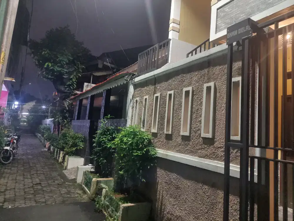 Rumah disewakan tahunan 2 kamar