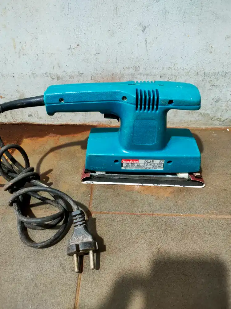 mesin hamplas makita 9035