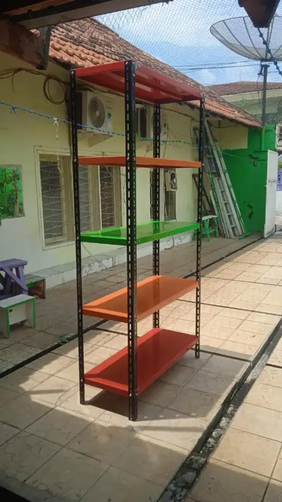 Rak besi rak gudang rak besi