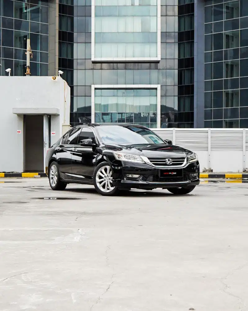 HONDA ACCORD 2.4 VTiL tahun 2014