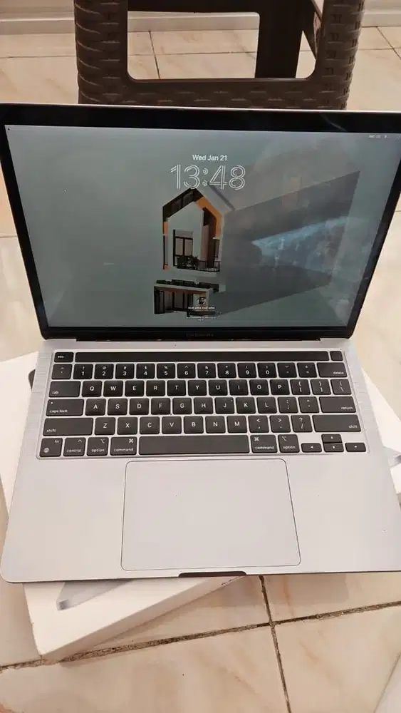 Macbook pro m2 2022 ibox