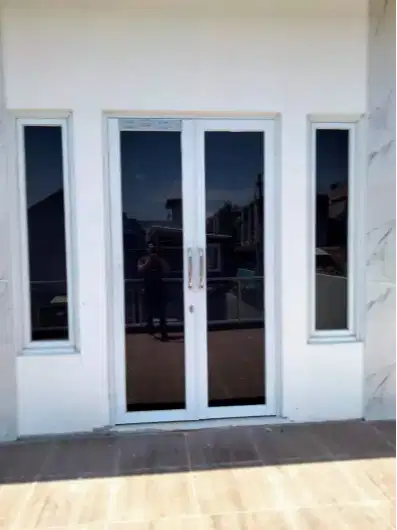 Pasang sticker kaca sandblast, kaca film, printing, cutting custom