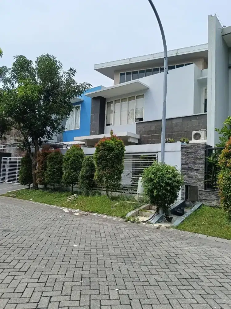 Dijual Rumah Pakuwon indah - Imperial hill