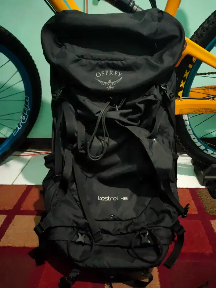 Keril Tas Gunung Osprey Kestrel 48