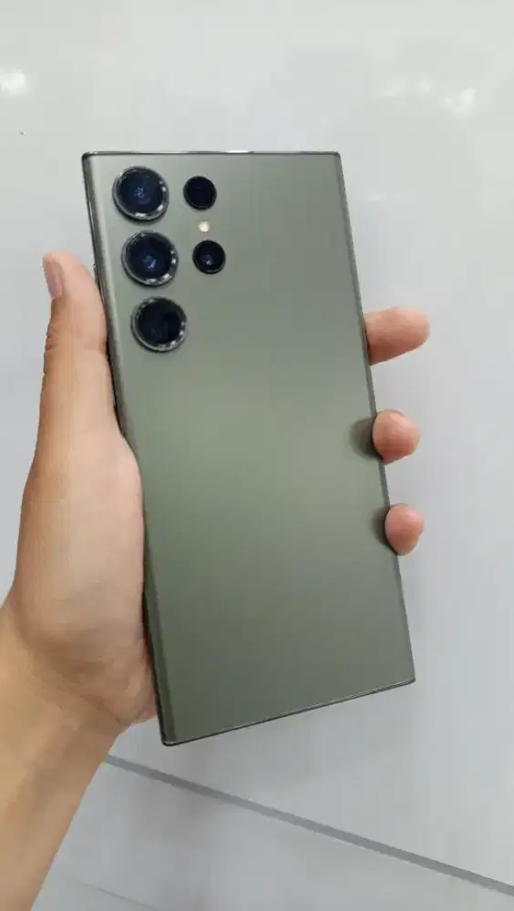 Samsung S23 Ultra 12/512