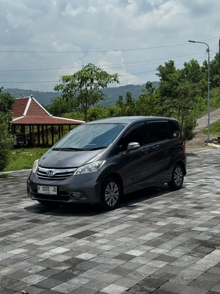 DP 30 JUTA (FREED PSD 2013 MATIC DOUBLE BLOWER)