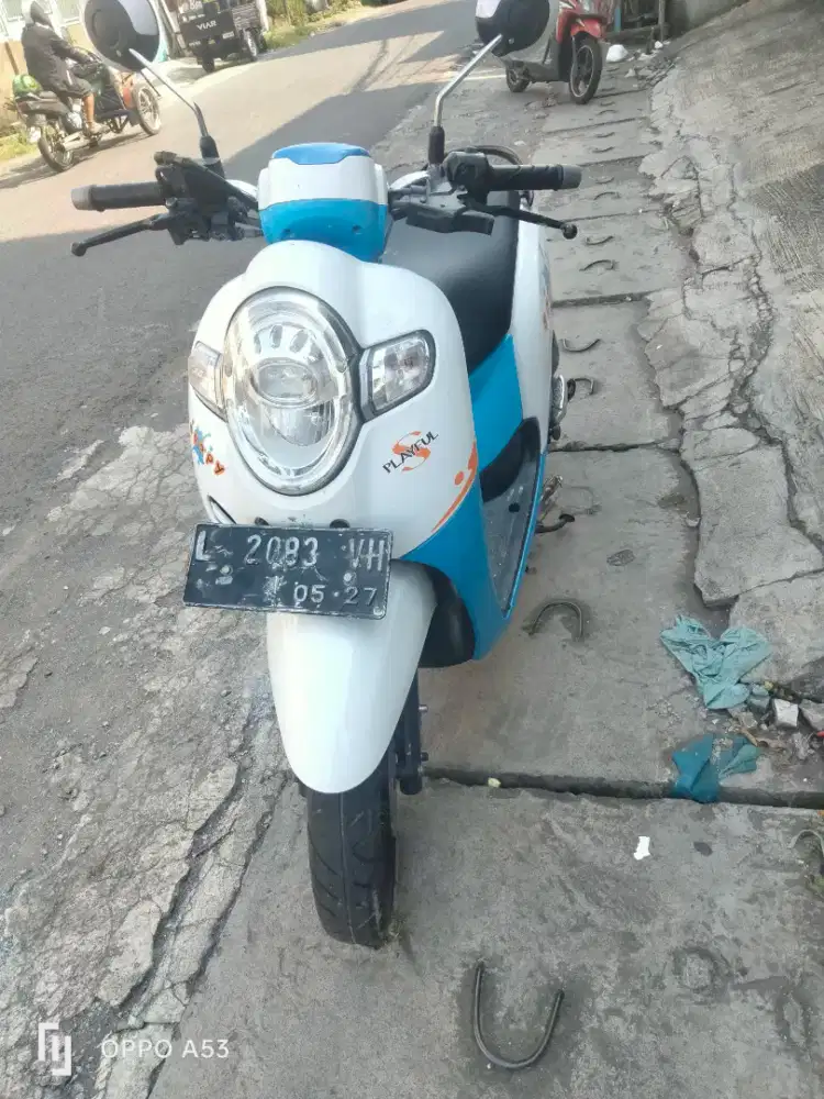 Scoopy istimewa