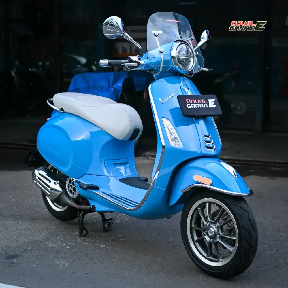 ‎VESPA PRIMAVERA 2018 BIRU 50TH ANNIVERSARY