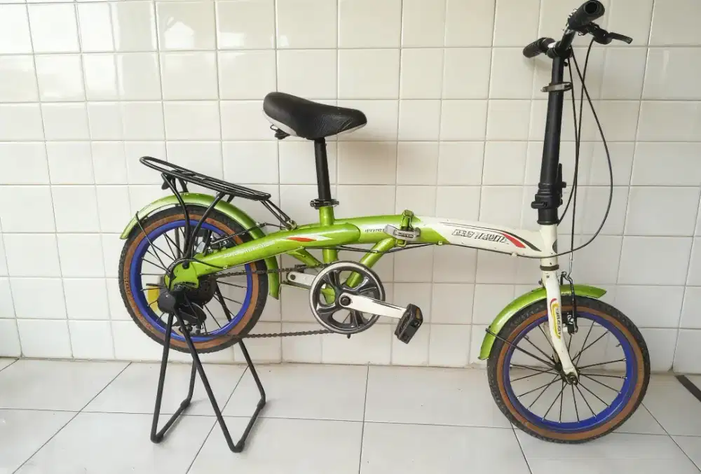 Sepeda lipat anak uk16