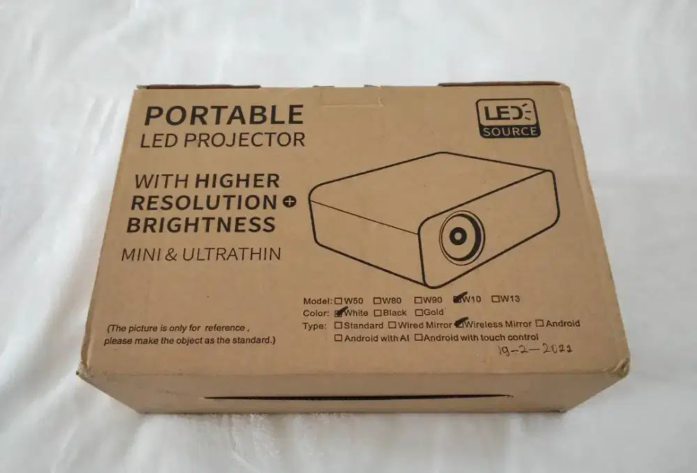 LCD PROYEKTOR PORTABLE