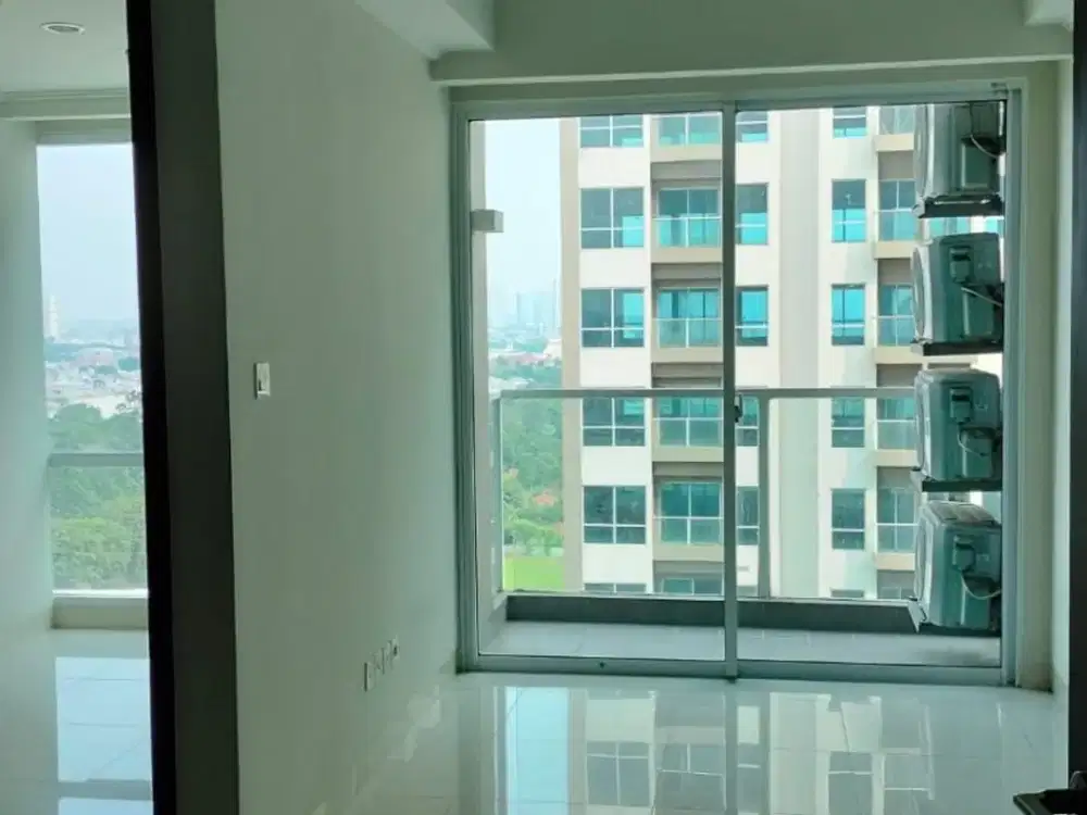 Apartemen Green Sedayu 3BR Semi Furnished Jakarta Barat