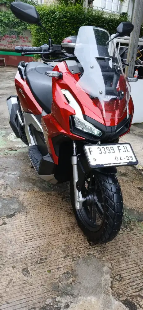 DIJUAL MOTOR HONDA ADV 160 CBS TAHUN 2024