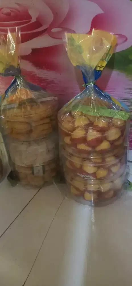 Kue lebaran ngeprull
