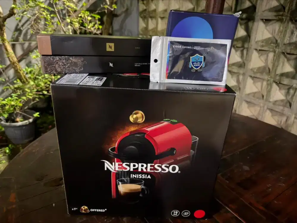 Nespresso Inissia Red Coffee Machine
