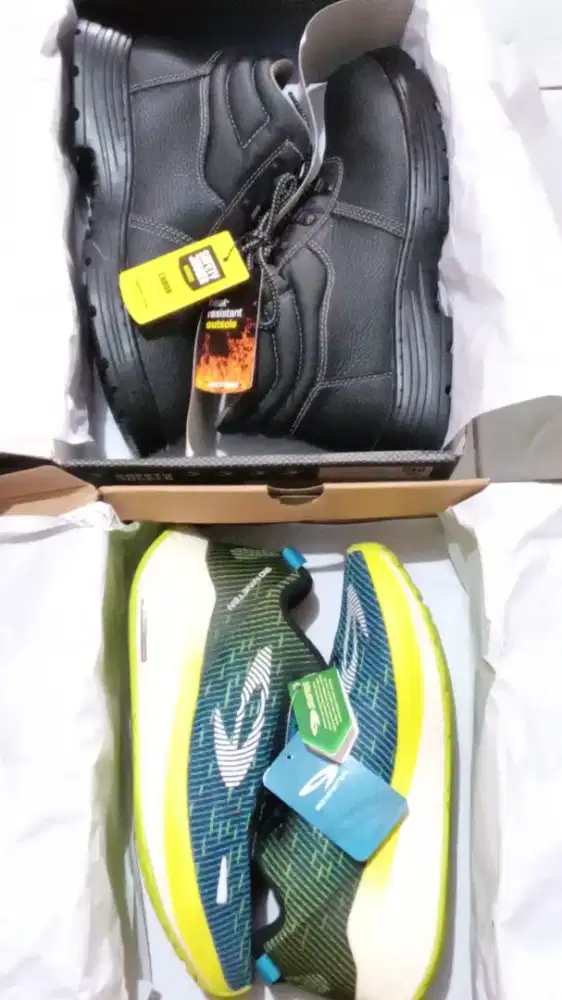 Jual Sepatu Safety & Running