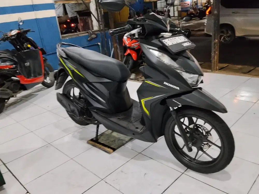 dijual cepat Honda beat delux 2020 siap pakai