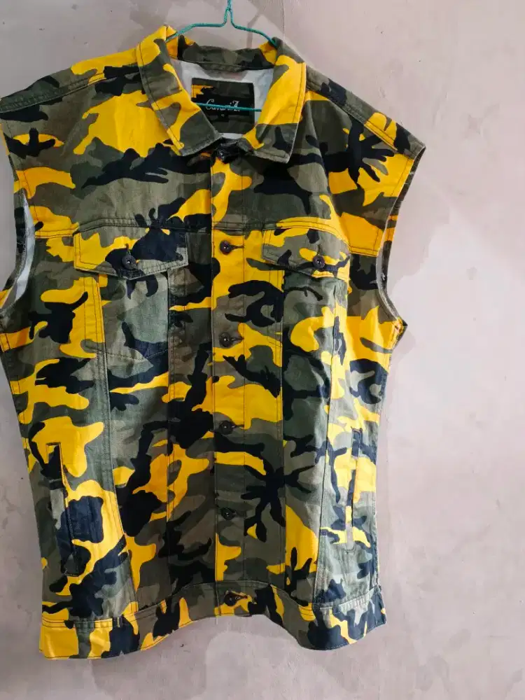 Rompi denim camo besar