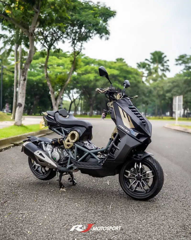 (Full Paper) Italjet Dragster 200 Nik 2022 Limited edition The Best