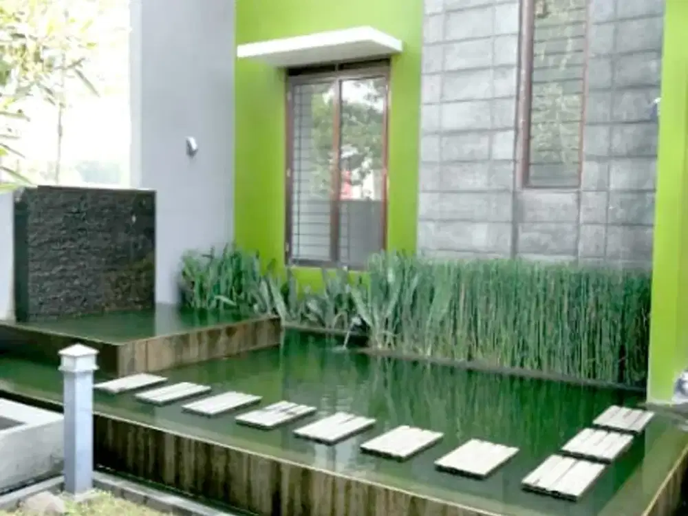 Dijual Rumah Luas Terawat di Kawasan Pondok Hijau