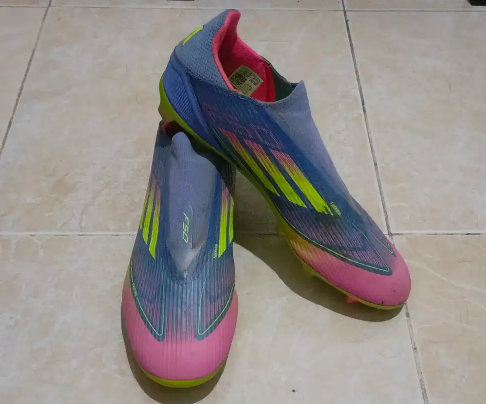 Jual sepatu Adidas F50 Laceless