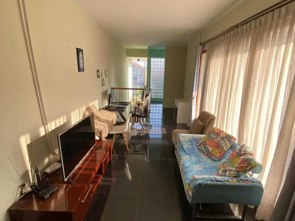 Rumah Mewah Minimalis di Sarijadi Bandung