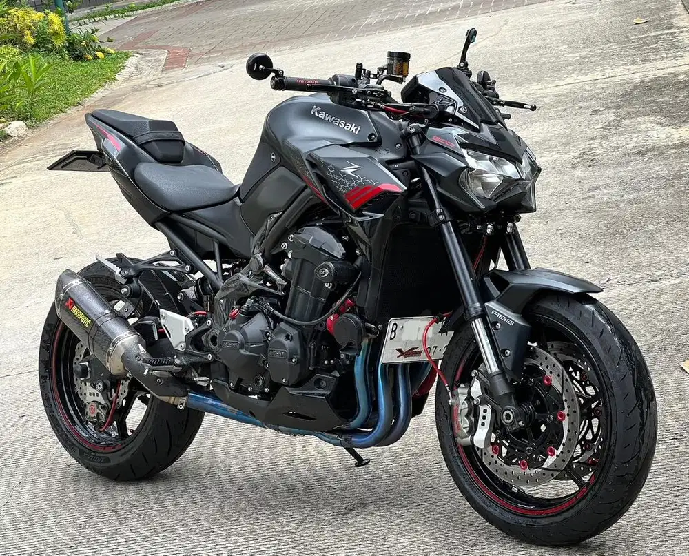 Kawasaki Z900 full modif KM 5rb like new 2021 facelift new gen 2 hitam