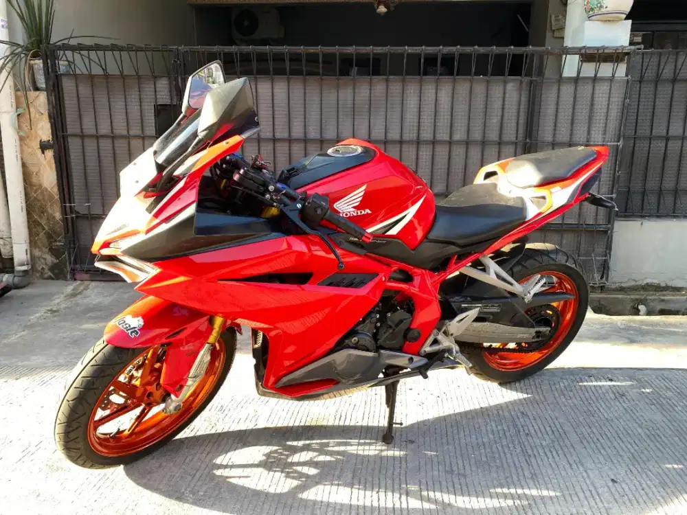 Dijual cepat daripada Mangkrak di Gudang