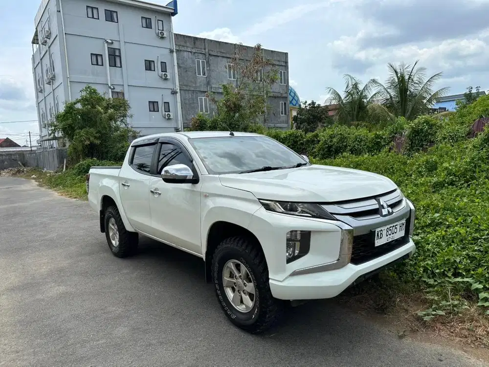 Triton DC GLS 4x4 MT 2020