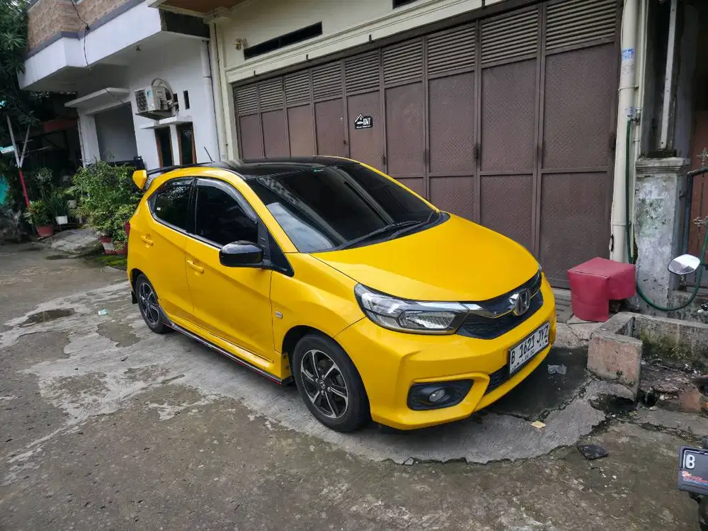 Honda All New Brio E CVT Matic AT Tahun 2022 Kuning , 2021