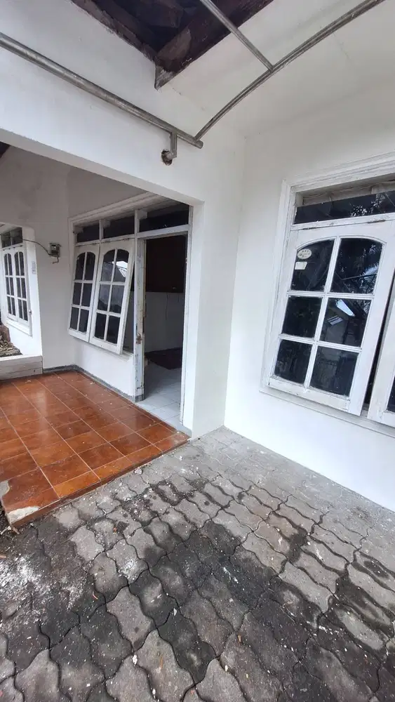 DISEWAKAN RUMAH COCOK UNTUK HUNIAN DAN TEMPAT USAHA